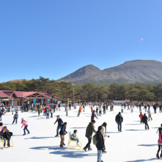 えびの高原アイススケート場